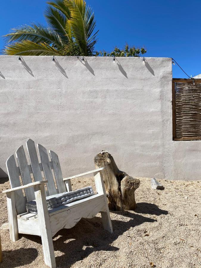 The Mantarraya Outpost Bed & Breakfast La Paz Exterior foto
