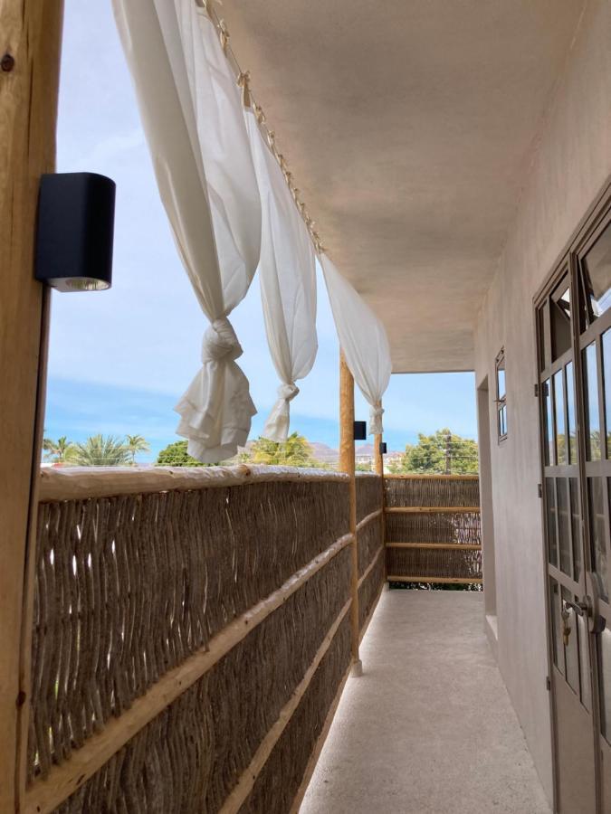 The Mantarraya Outpost Bed & Breakfast La Paz Exterior foto